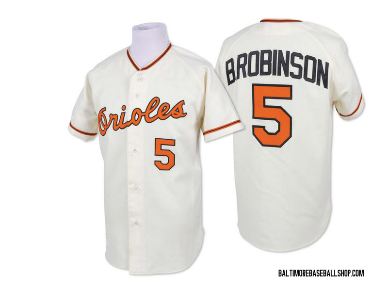 Brooks Robinson Men's Baltimore Orioles Throwback Jersey - Cream